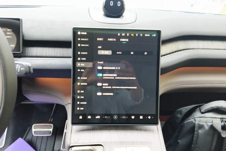 Used Nio ES7 2022 100 kWh Audio And AC Panel