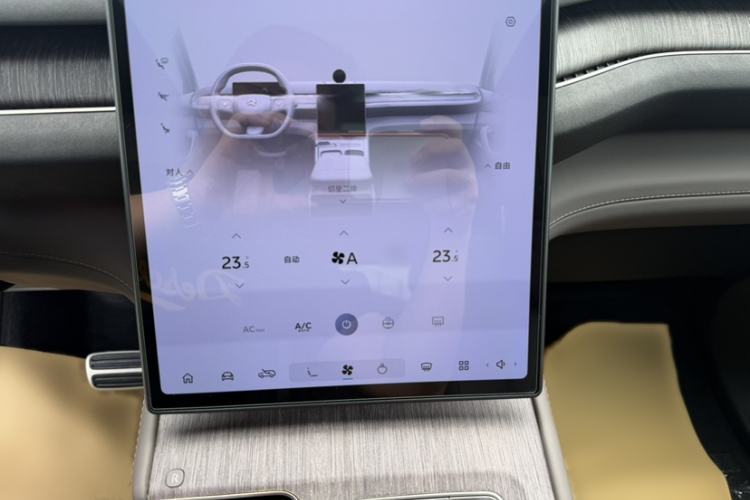 Used Nio ES7 2022 75 kWh Audio And AC Panel