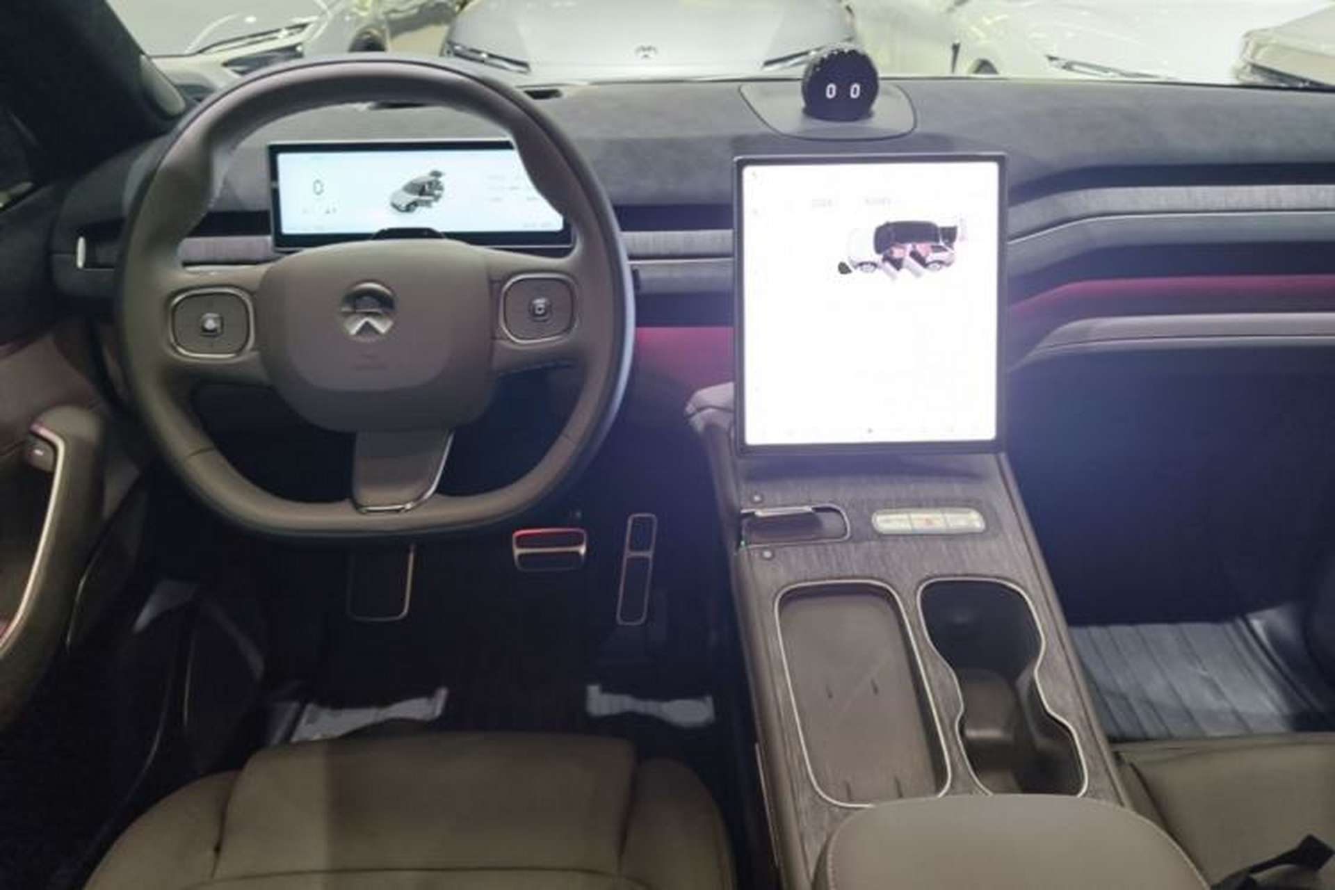 Used Nio ES7 2022 75 kWh Center Console
