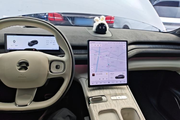Used Nio ES7 2022 75 kWh Center Console
