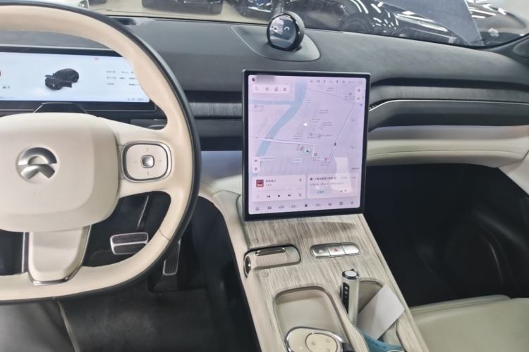 Used Nio ES7 2022 100kWh First Edition Center Console