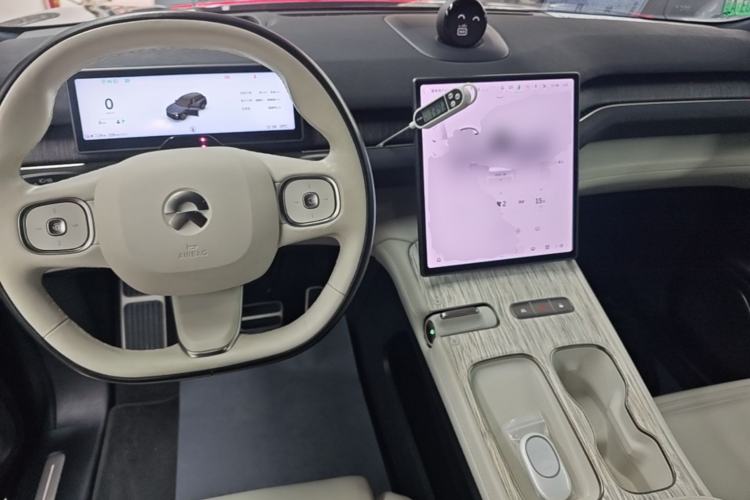 Used Nio ES7 2022 100kWh First Edition Center Console