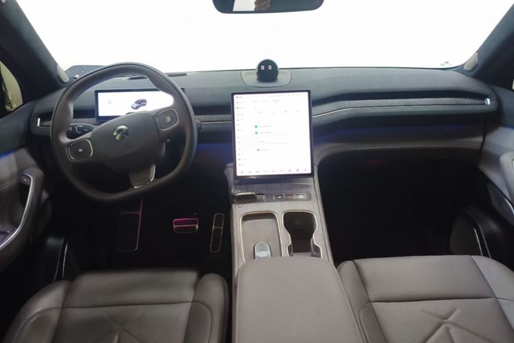Used Nio ES7 2022 100kWh First Edition Center Console