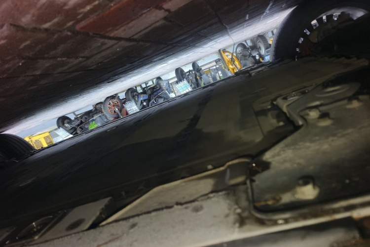 Used Nio ES7 2022 75 kWh Chassis Front Left