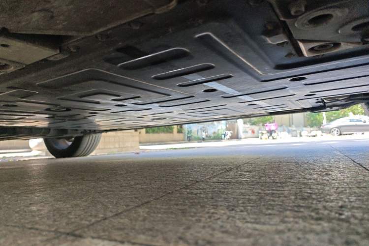 Used Nio ES7 2022 75 kWh Chassis Front Right