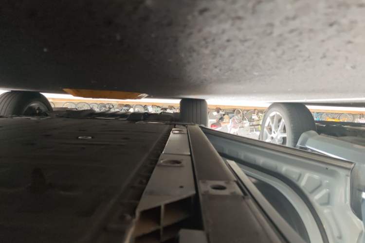 Used Nio ES7 2022 75 kWh Chassis Rear Left
