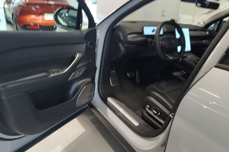 Used Nio ES7 2022 100 kWh Driver Seat