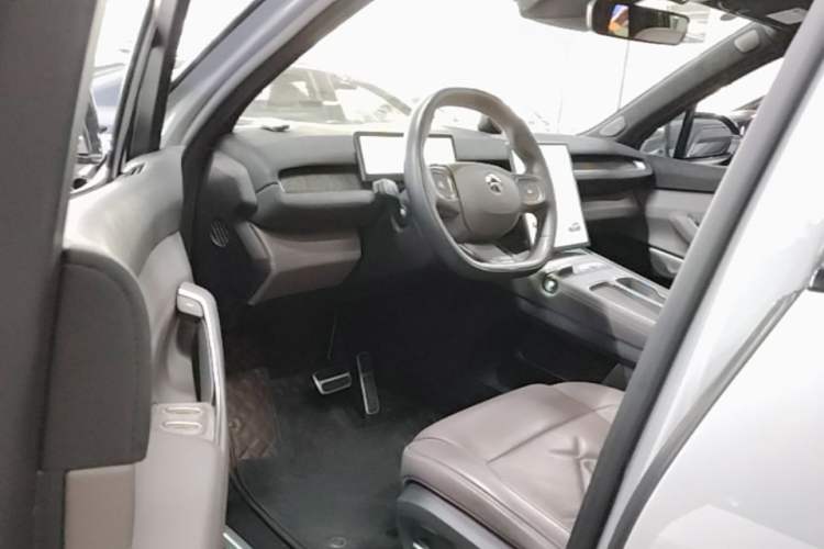Used Nio ES7 2022 100kWh First Edition Driver Seat