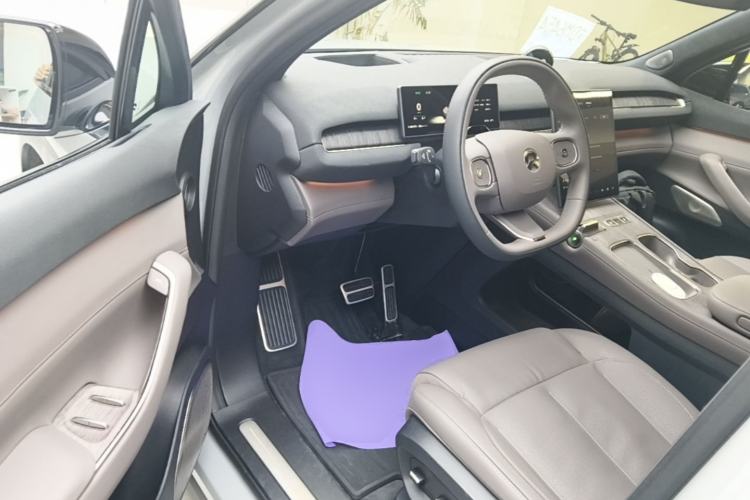 Used Nio ES7 2022 100 kWh Driver Seat