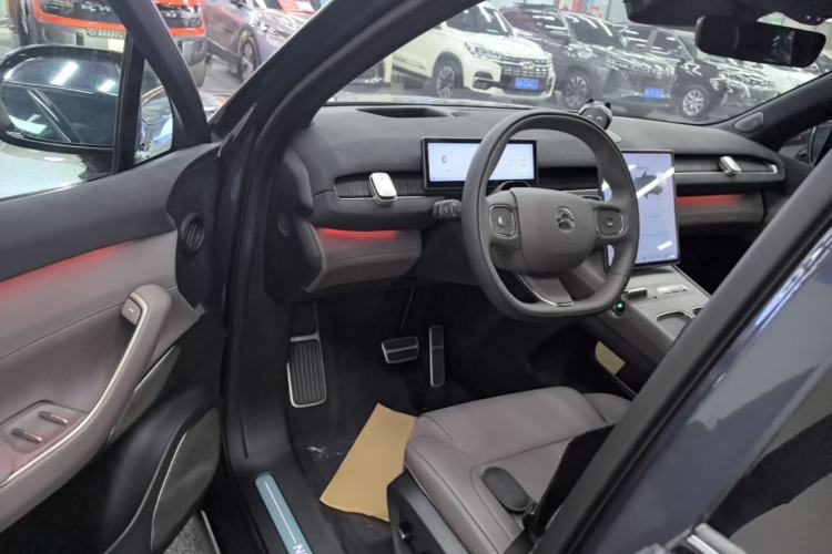 Used Nio ES7 2022 75 kWh Driver Seat