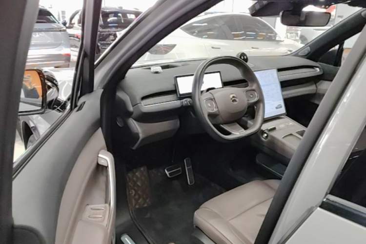 Used Nio ES7 2022 100kWh First Edition Driver Seat