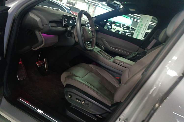 Used Nio ES7 2022 75 kWh Driver Seat