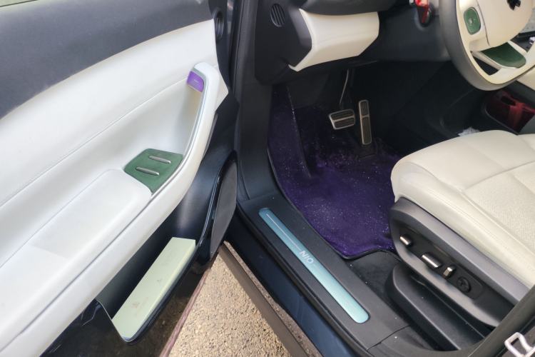 Used Nio ES7 2022 75 kWh Driver Seat