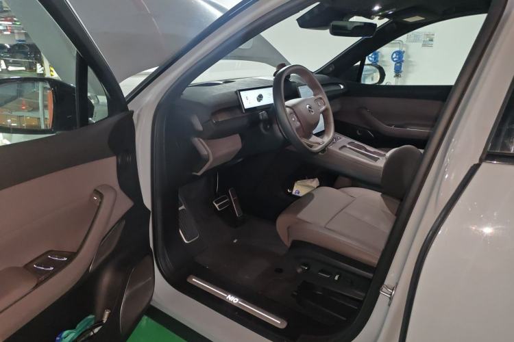Used Nio ES7 2022 75 kWh Driver Seat