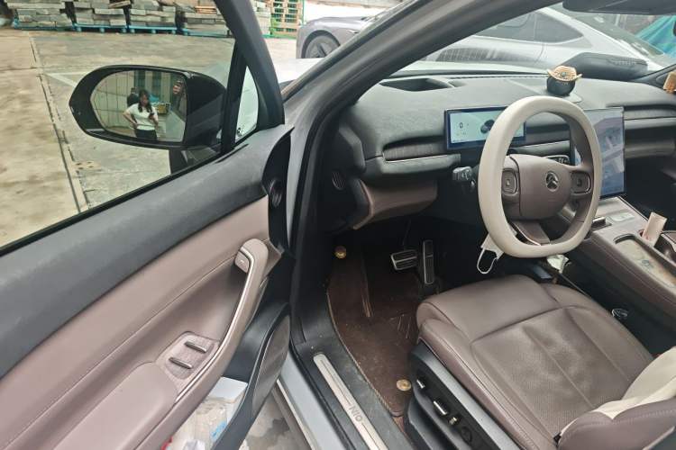 Used Nio ES7 2022 75 kWh Driver Seat