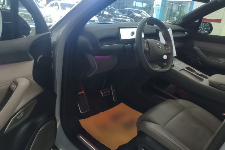 Used Nio ES7 2022 75 kWh Driver Seat