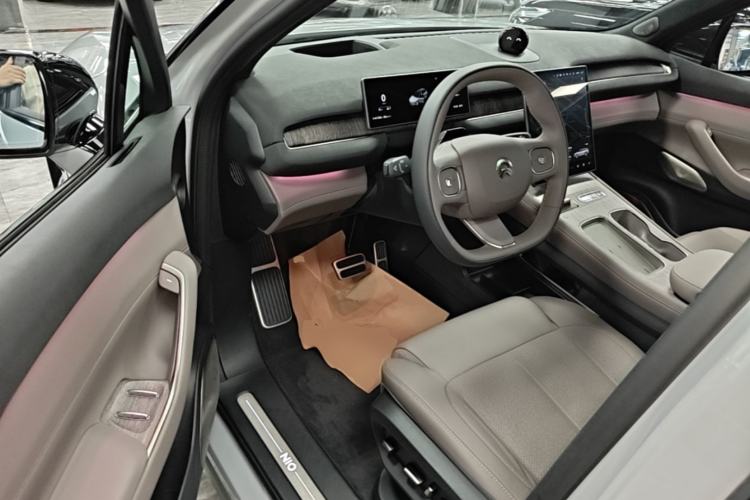 Used Nio ES7 2022 75 kWh Driver Seat