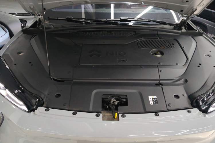 Used Nio ES7 2022 75 kWh Engine Bay