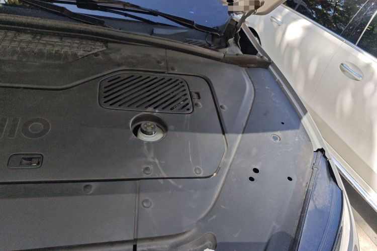 Used Nio ES7 2022 75 kWh Engine Bay Left