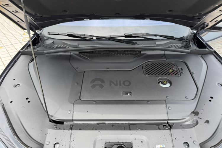 Used Nio ES7 2022 75 kWh Engine Bay