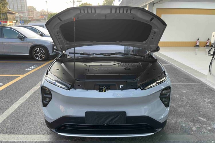Used Nio ES7 2022 75 kWh Engine Bay