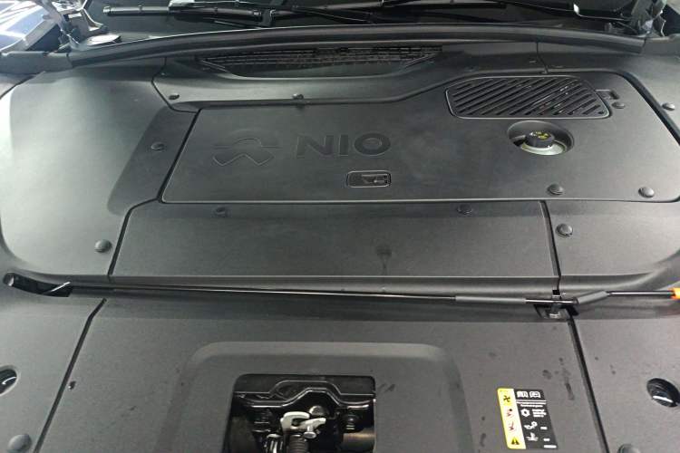 Used Nio ES7 2022 75 kWh Engine Bay