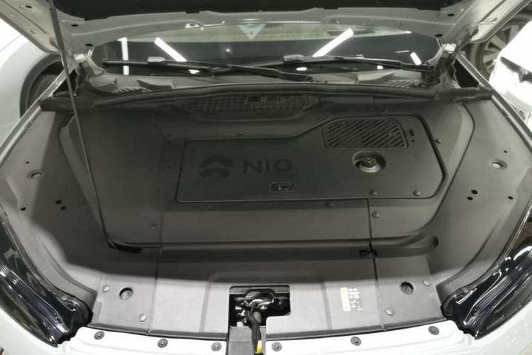 Used Nio ES7 2022 75 kWh Engine Bay