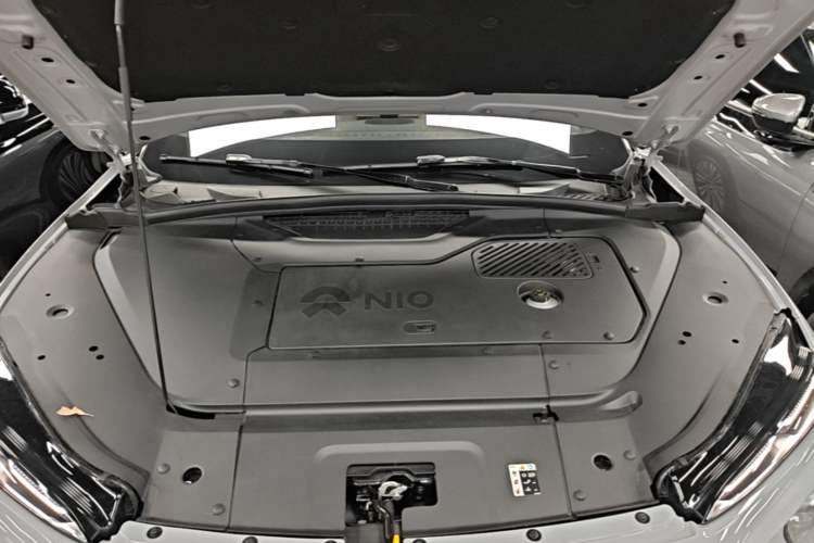 Used Nio ES7 2022 75 kWh Engine Bay