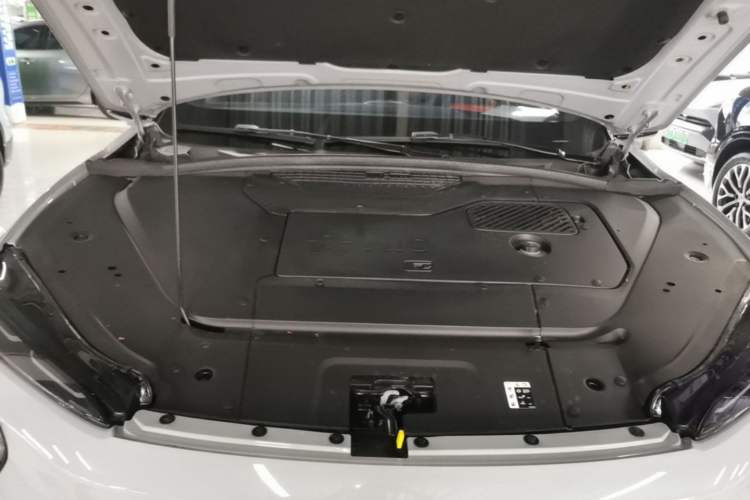 Used Nio ES7 2022 100 kWh Engine Bay