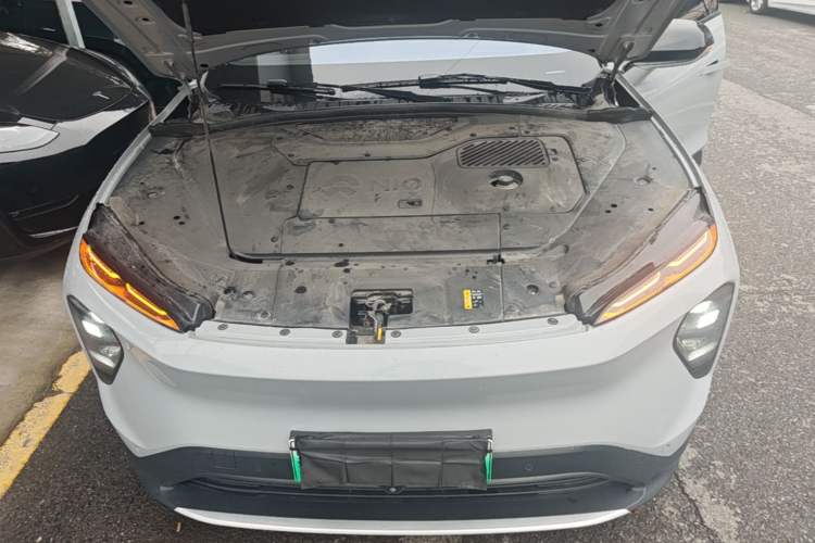 Used Nio ES7 2022 75 kWh Engine Bay