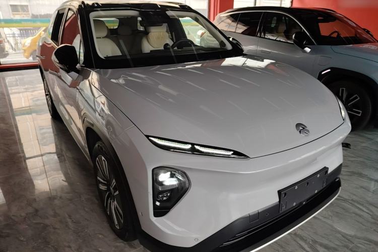 Used Nio ES7 2022 75 kWh Exterior 1