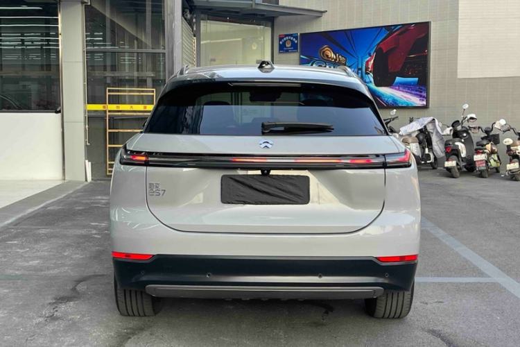 Used Nio ES7 2022 75 kWh Exterior 11
