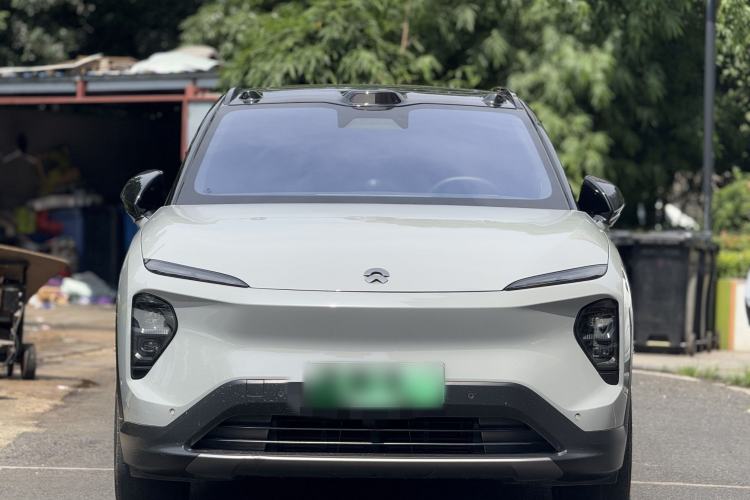 Used Nio ES7 2022 75 kWh Exterior 2