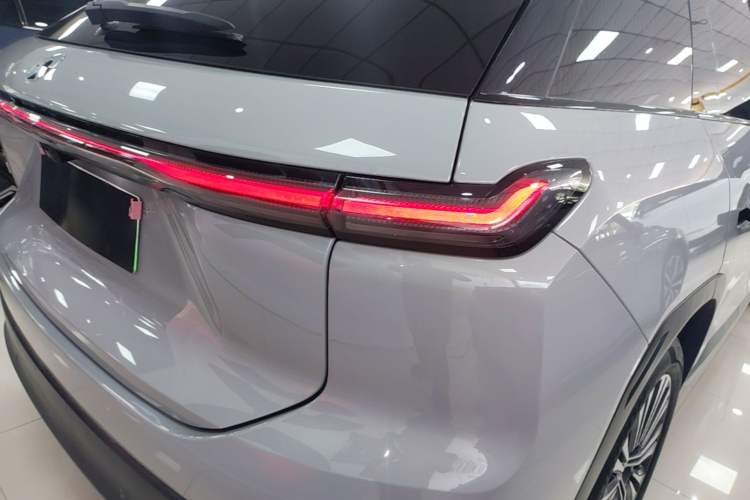 Used Nio ES7 2022 75 kWh Exterior 3