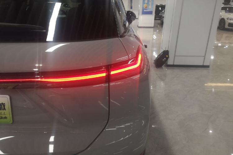 Used Nio ES7 2022 75 kWh Exterior 3
