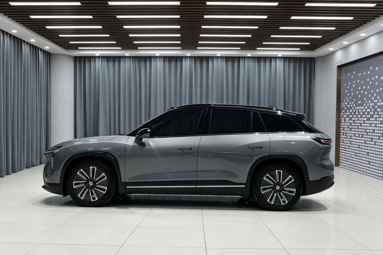 Used Nio ES7 2022 75 kWh Exterior 4