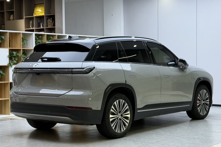 Used Nio ES7 2022 100 kWh Exterior 4