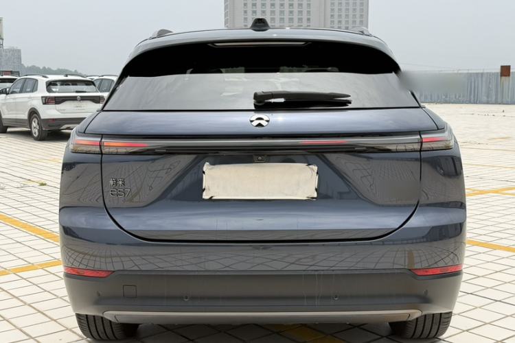 Used Nio ES7 2022 75 kWh Exterior 4
