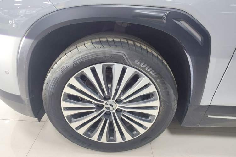 Used Nio ES7 2022 75 kWh Exterior 4