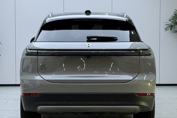Used Nio ES7 2022 100 kWh Exterior 5
