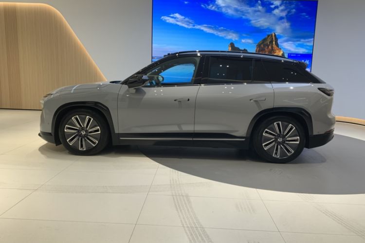 Used Nio ES7 2022 75 kWh Exterior 6