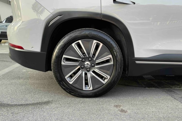 Used Nio ES7 2022 75 kWh Exterior 6