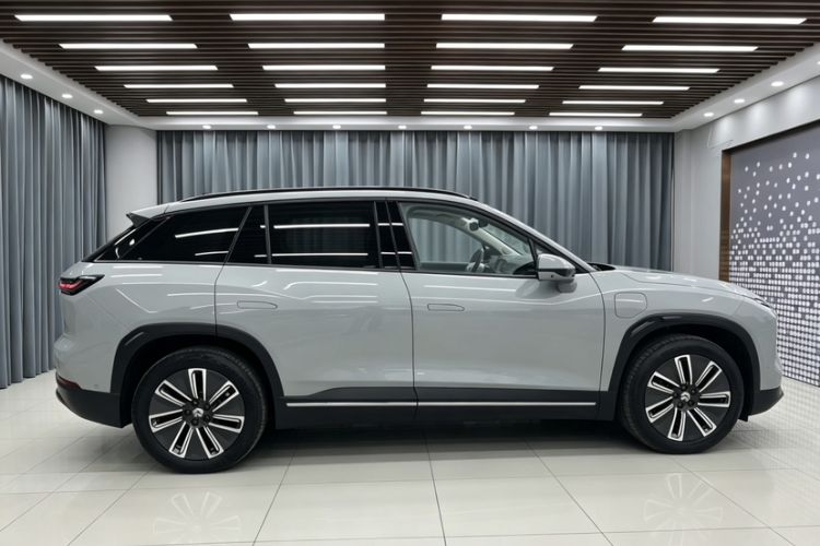 Used Nio ES7 2022 75 kWh Exterior 6
