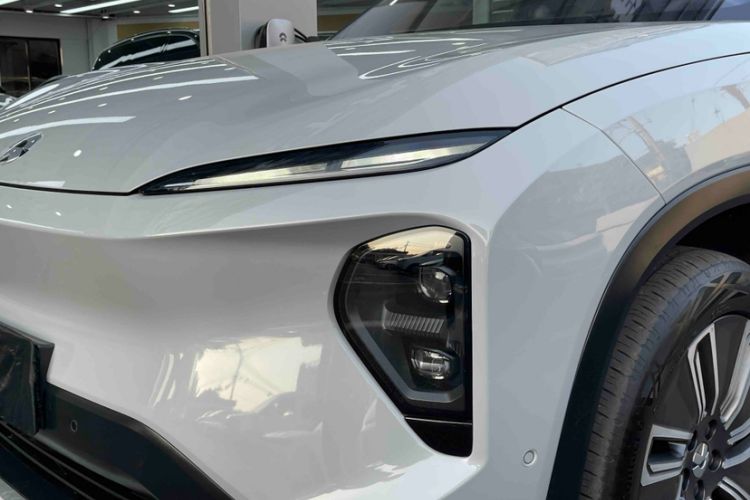 Used Nio ES7 2022 75 kWh Exterior 7