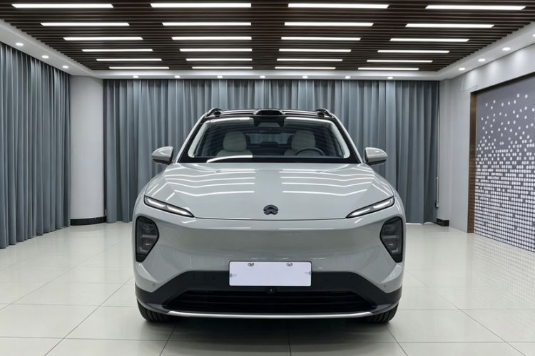 Used Nio ES7 2022 75 kWh Exterior 8