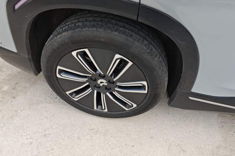 Used Nio ES7 2022 75 kWh Exterior 8