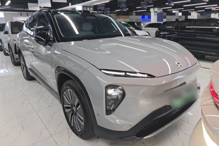 Used Nio ES7 2022 75 kWh Front Right 45 Deg