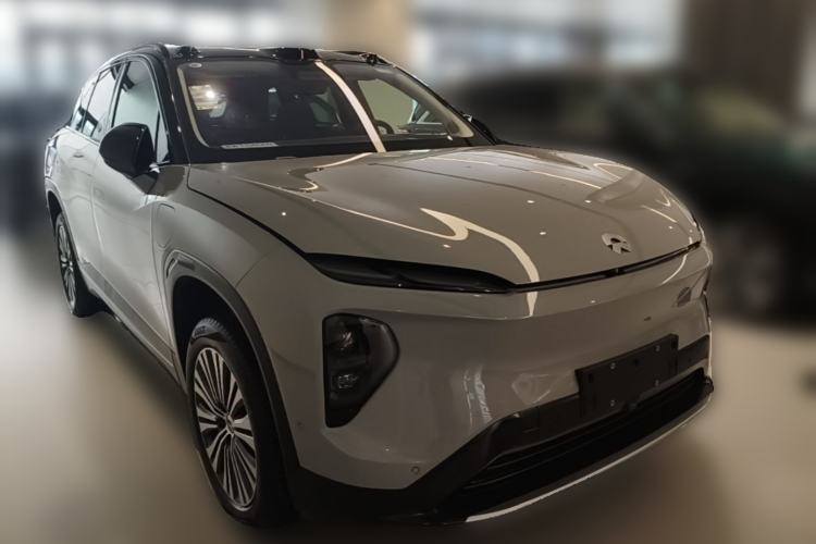 Used Nio ES7 2022 100 kWh Front Right 45 Deg