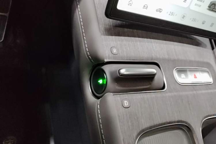 Used Nio ES7 2022 100kWh First Edition Gear Lever