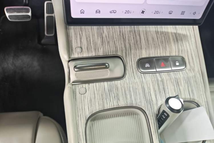 Used Nio ES7 2022 100kWh First Edition Gear Lever
